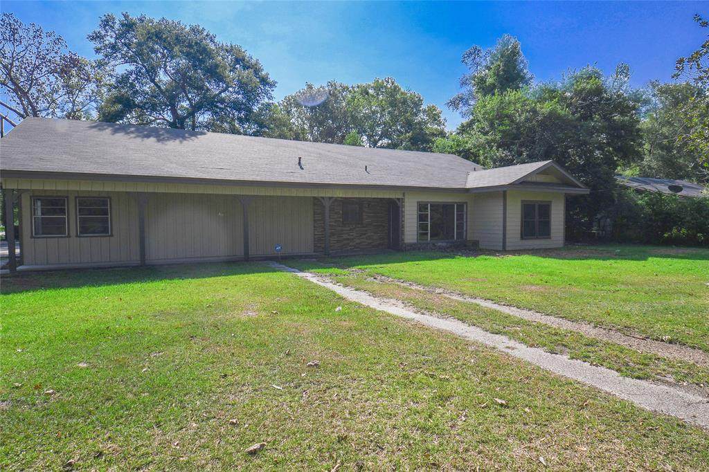 405 Tanner Avenue - Photo 1
