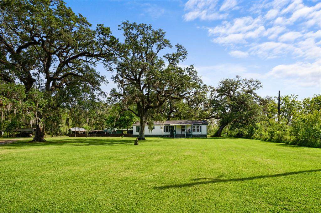 1002 County Road 202 - Photo 1