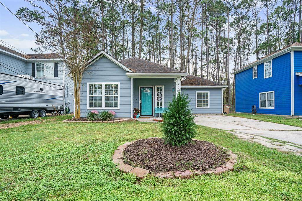 2060 Sunset Drive - Photo 1