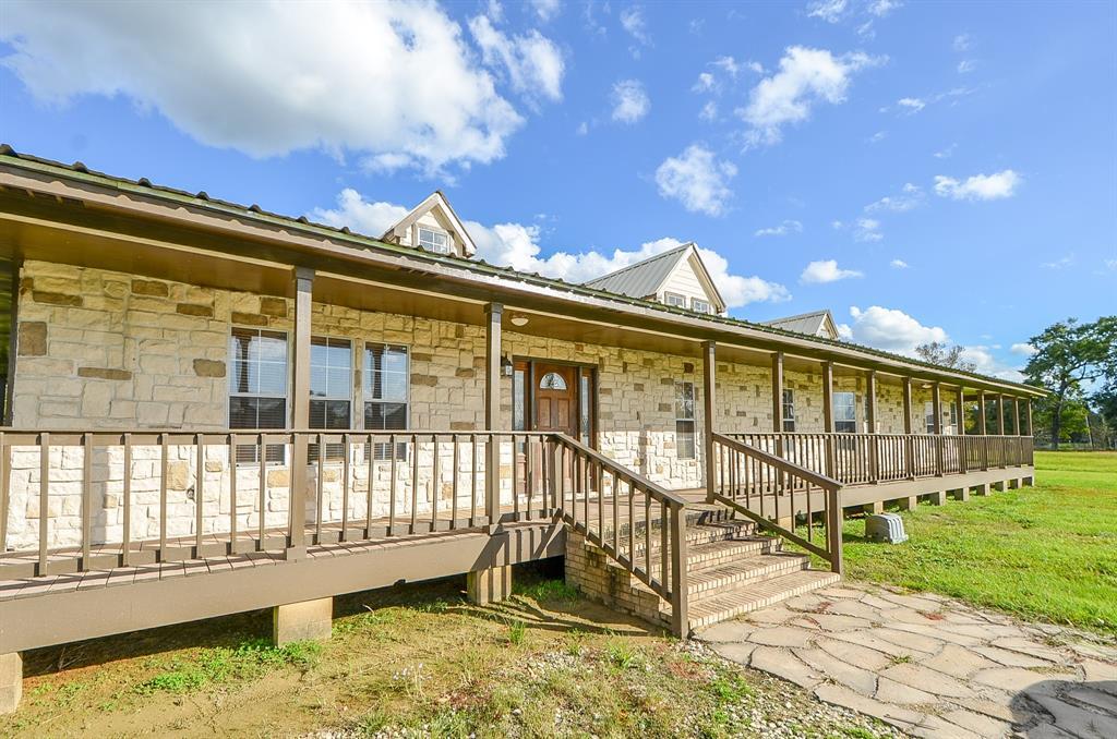 5602 Fm 563 - Photo 1