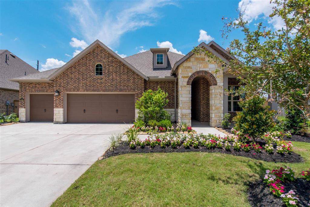 1718 Saxon Bend Trail - Photo 1