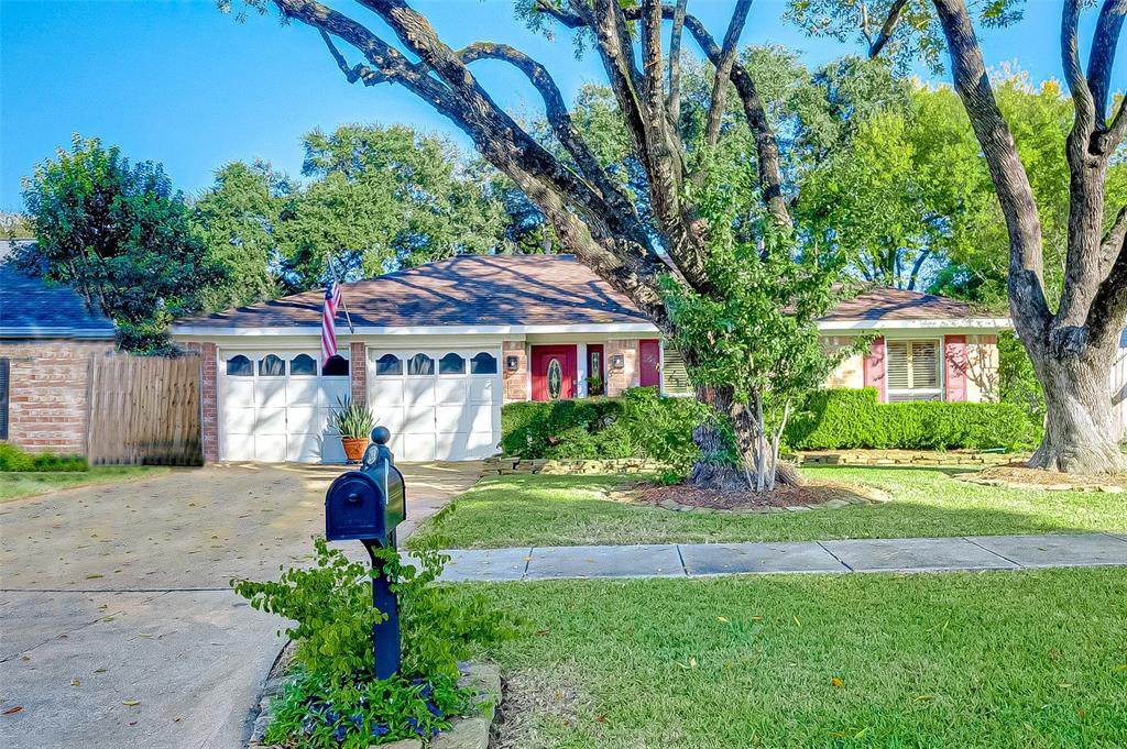 12930 Westleigh Drive - Photo 1