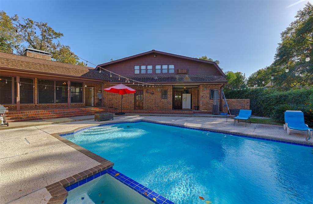 109 April Wind Drive - Photo 1