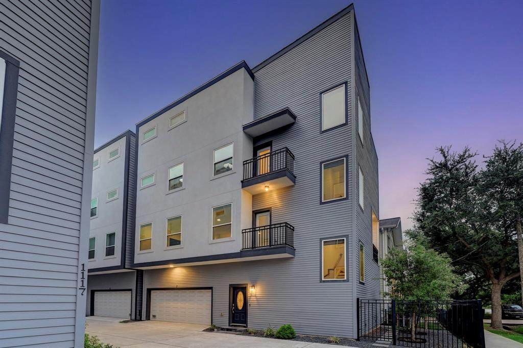 1117 16th Street - Photo 1