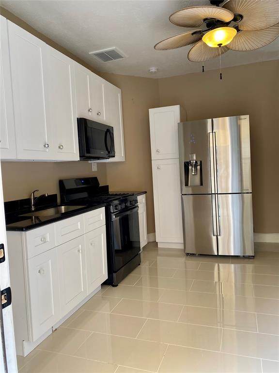 6423 Oakmont Creek Drive - Photo 1