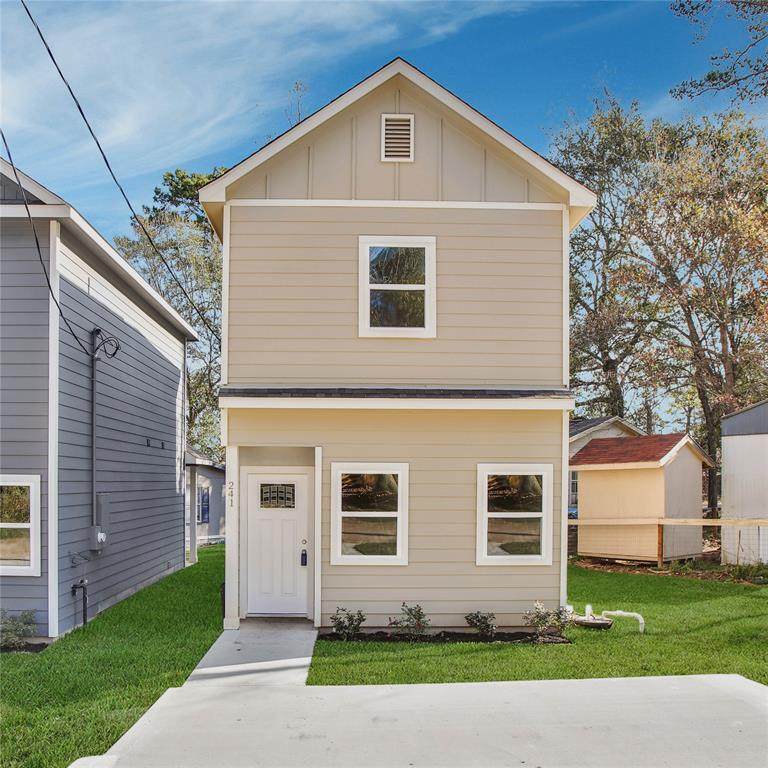 241 Northlawn - Photo 1