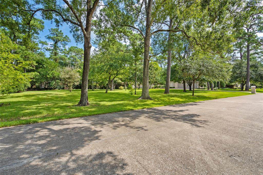 1 Raydon Lane - Photo 1