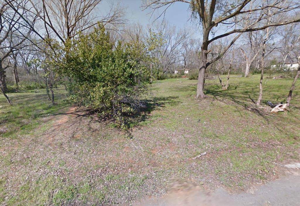 909 Illinois Street - Photo 1