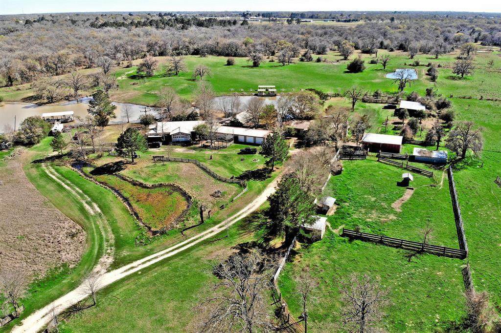 36009 Howell Road - Photo 1