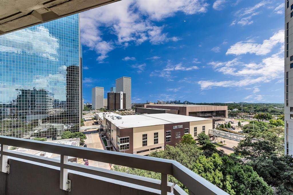 14 Greenway Plaza - Photo 1