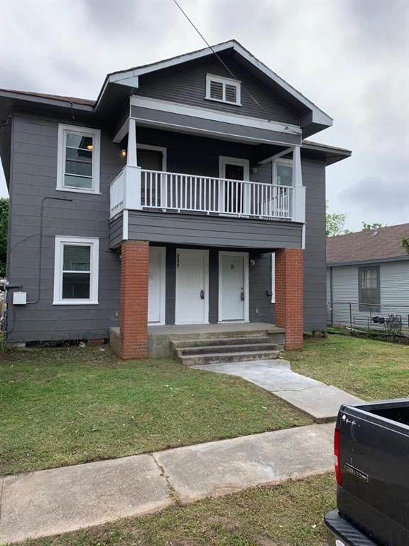 211 Sterling Street - Photo 1