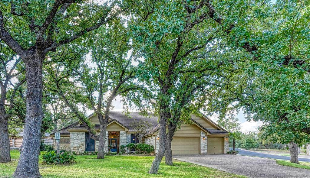 716 Hi Circle West - Photo 1