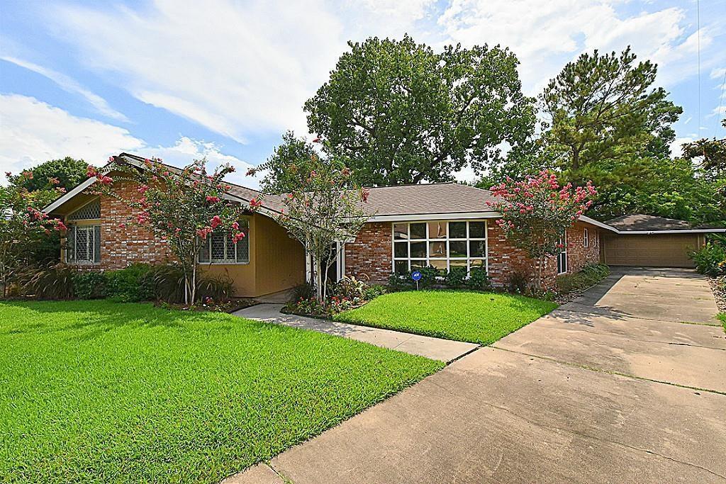 9106 Riddlewood Lane - Photo 1