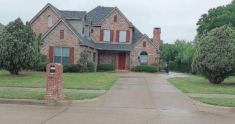 1125 Wishing Well Court - Photo 1