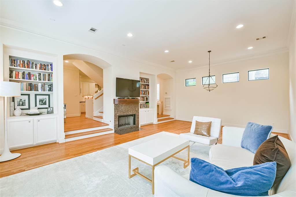 1602 Driscoll Street - Photo 1