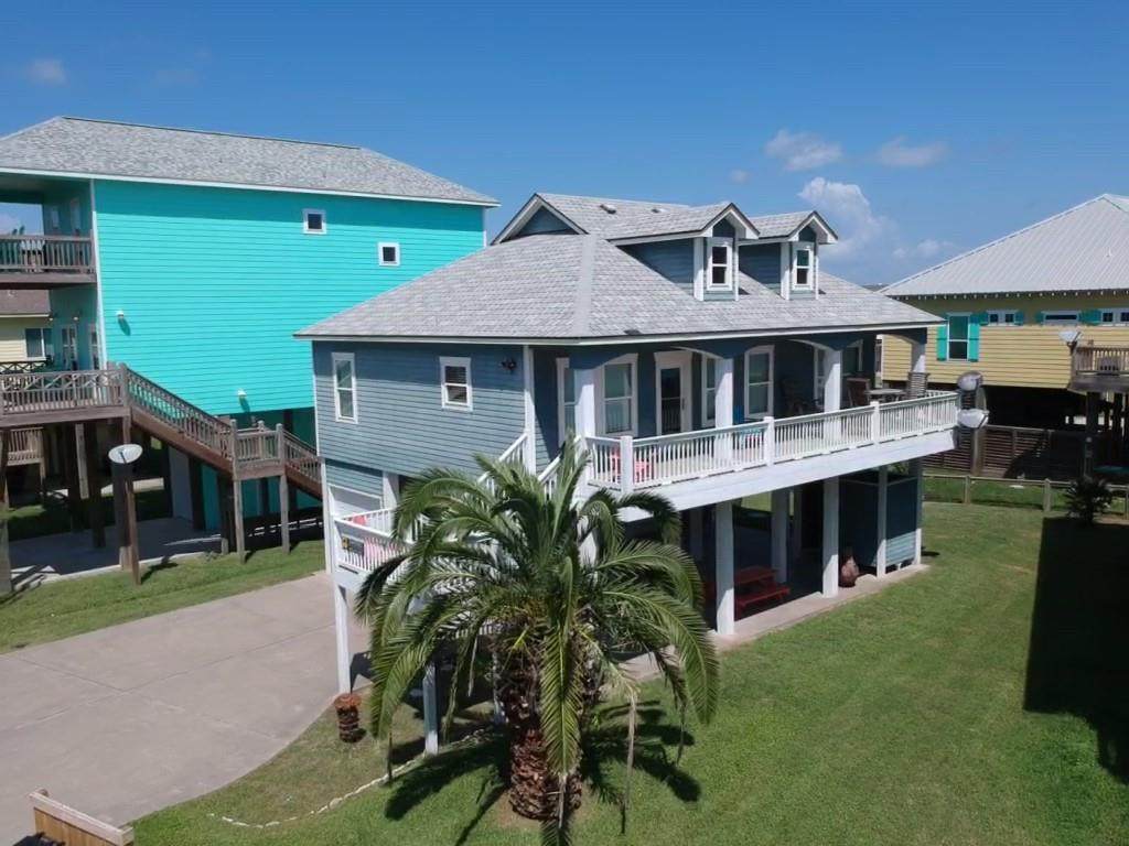 970 Redfish Street - Photo 1