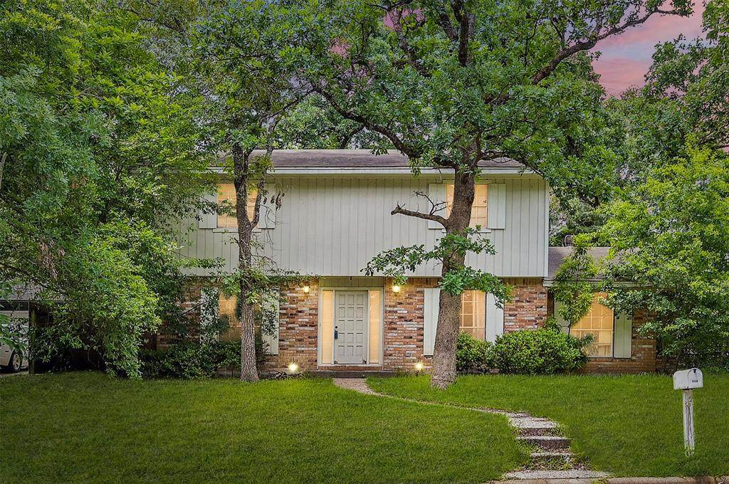 400 Shadywood Circle - Photo 1