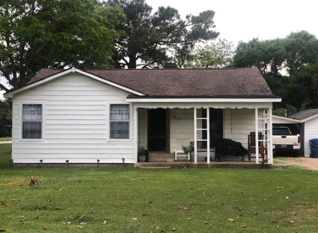 1018 Palacios Street - Photo 1