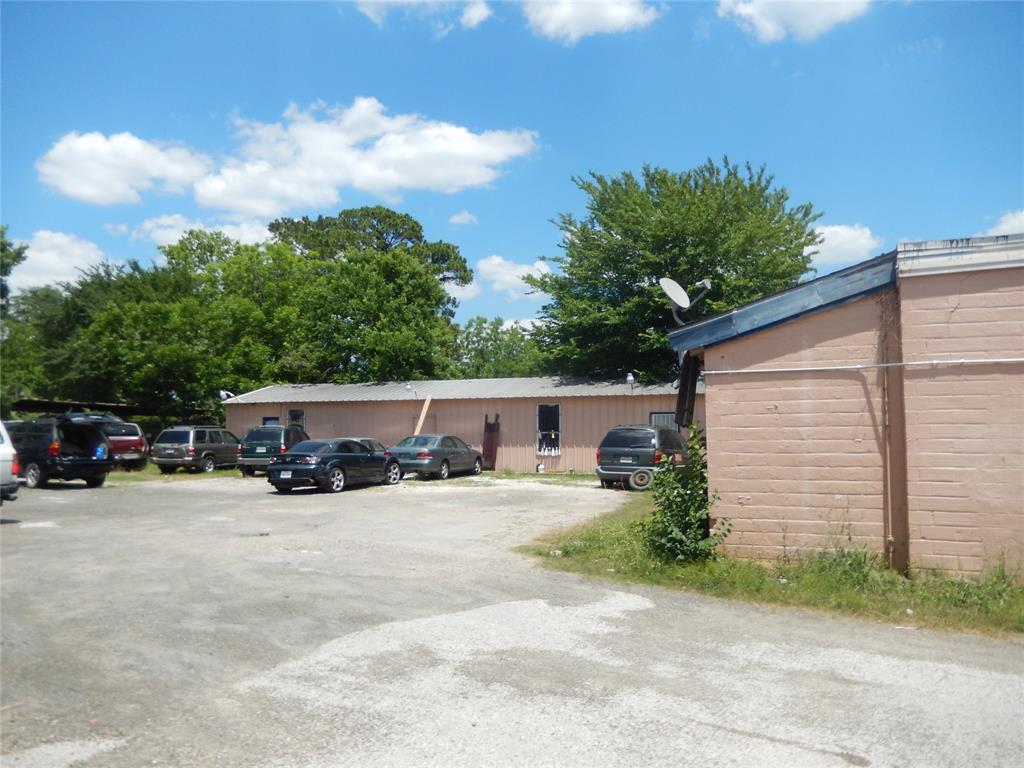 1315 Berry Road - Photo 1