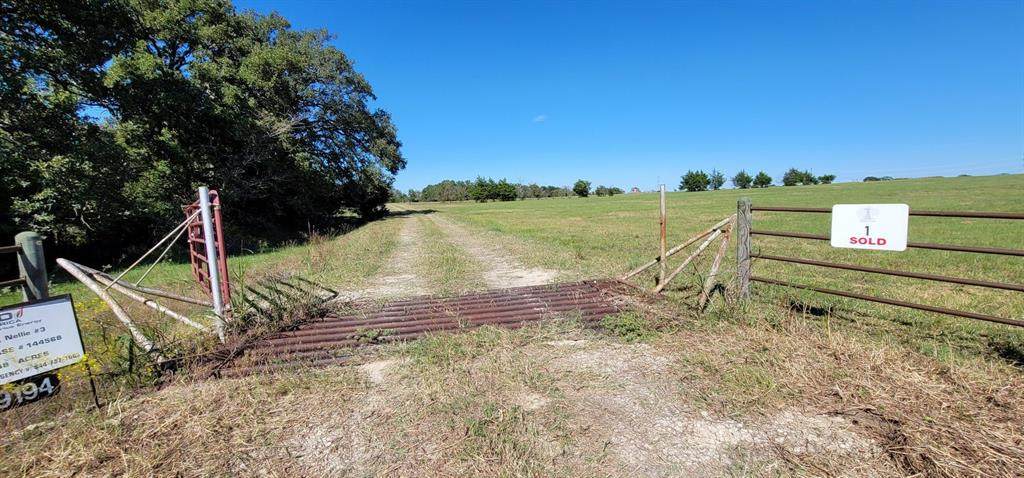 9202 Lee Lane - Photo 1