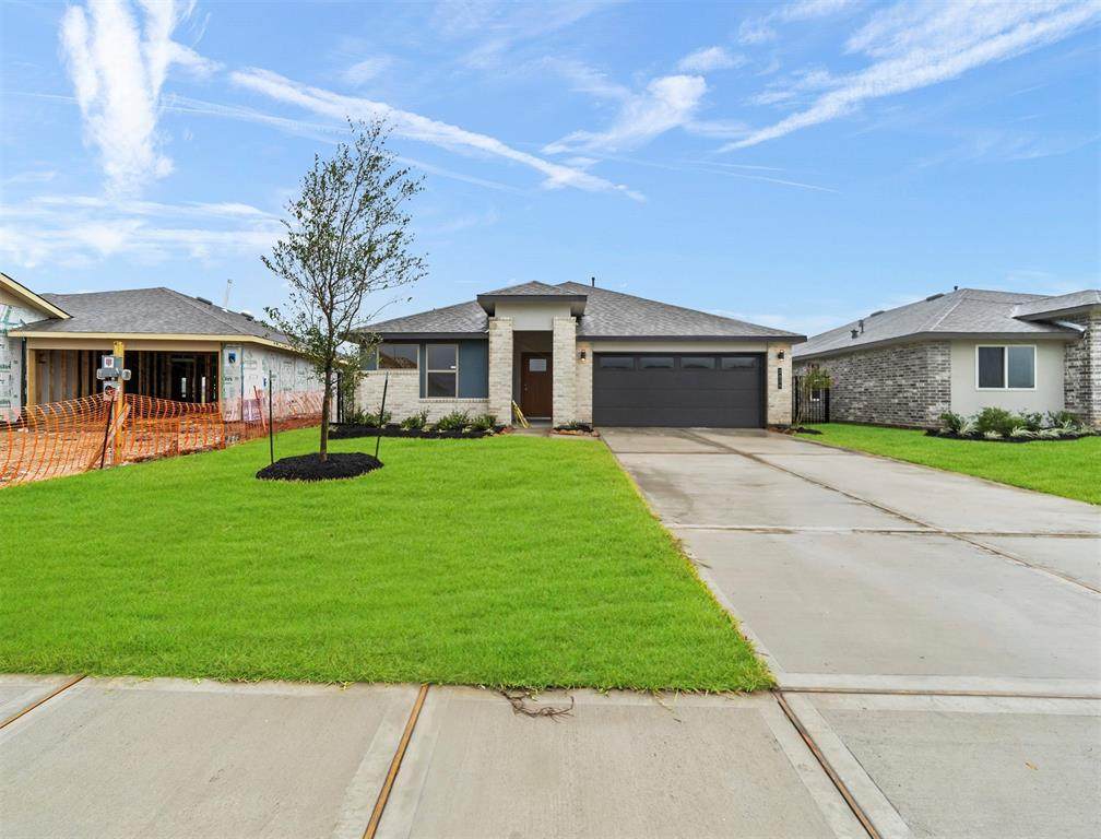 2612 Golden Palms Lane - Photo 1