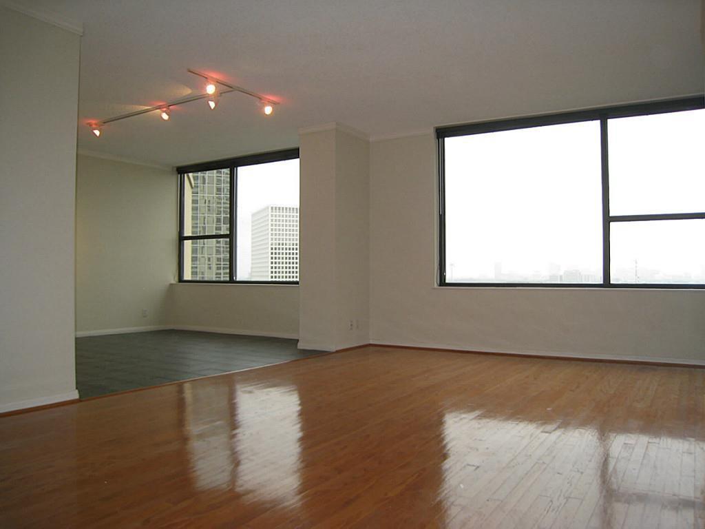 14 Greenway Plaza - Photo 1