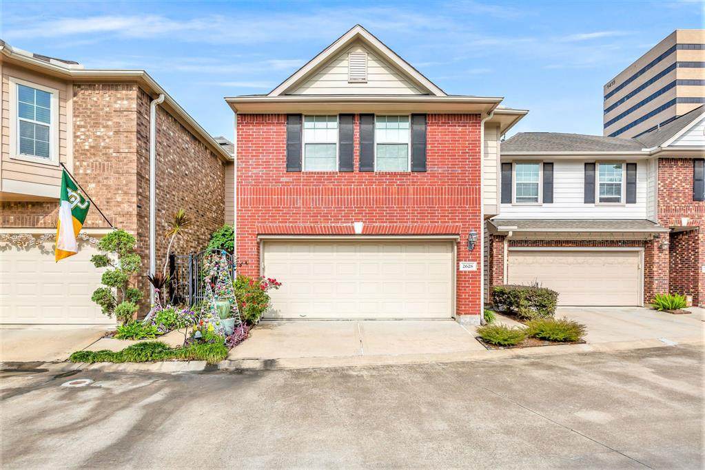 2628 Couch Street - Photo 1