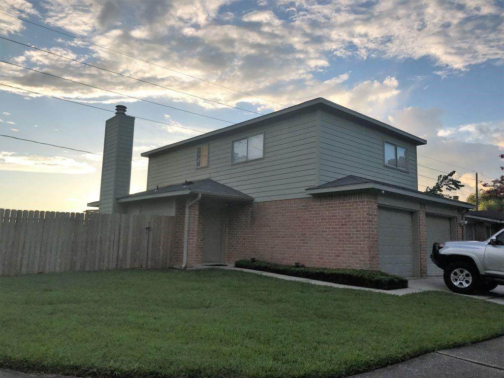 7847 Gatehouse Drive - Photo 1