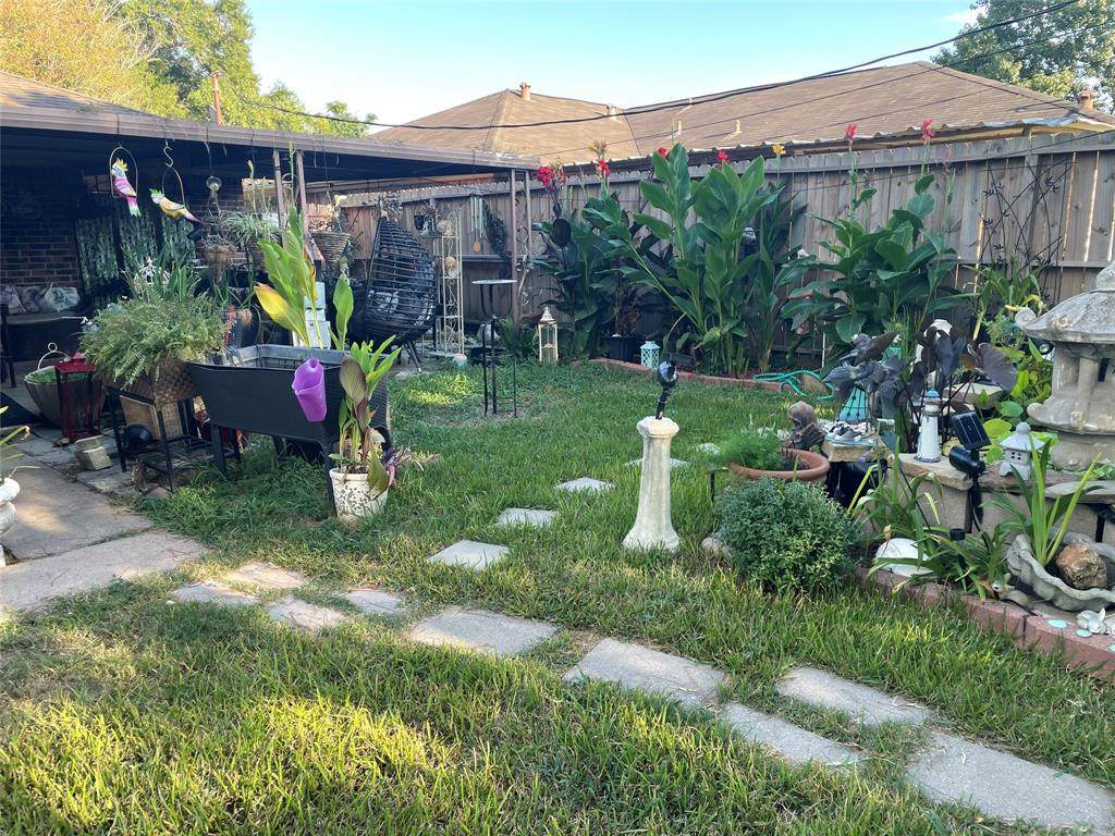 10418 Stover Street - Photo 1
