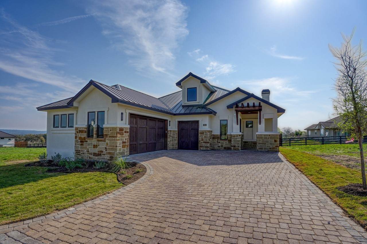 1824 Art Adams Way - Photo 1