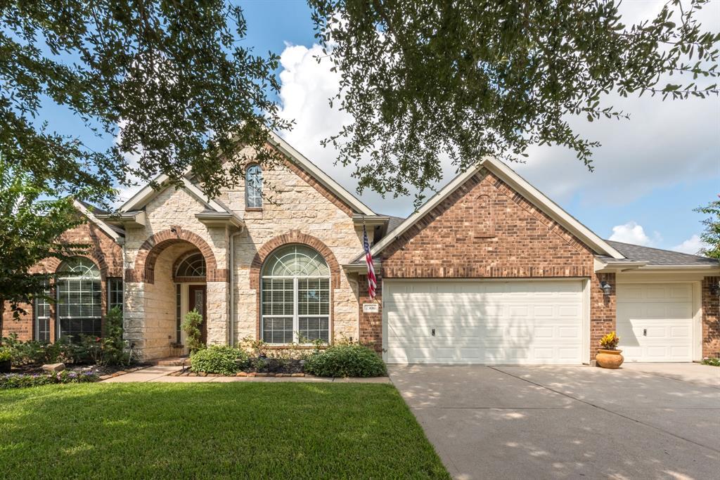 7506 Crescent Lake Court - Photo 1