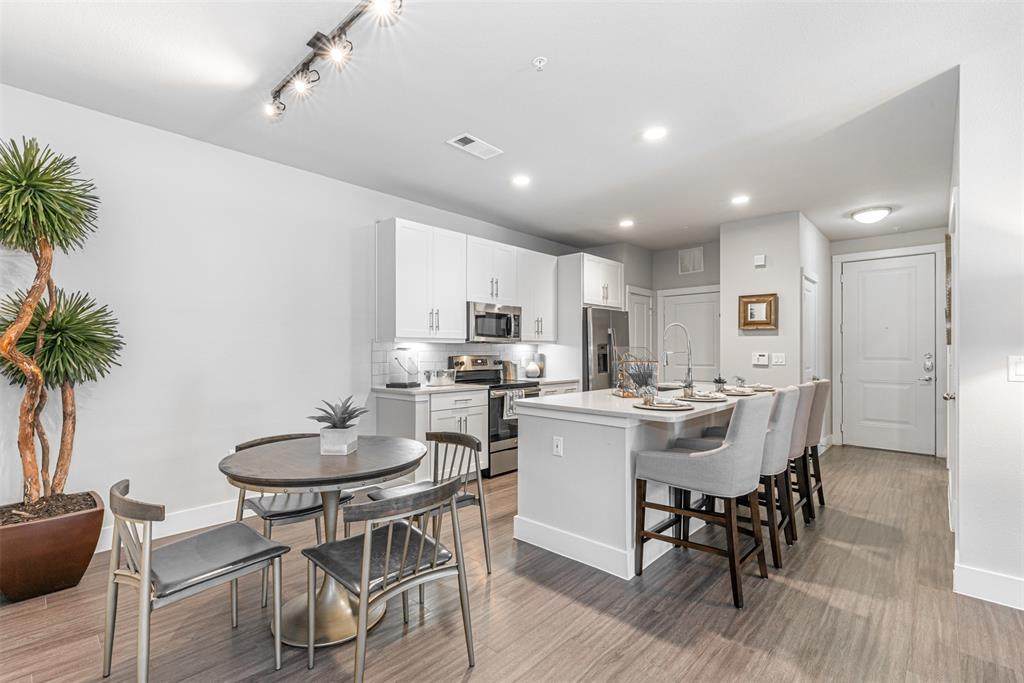 4711 Lj Parkway - Photo 1