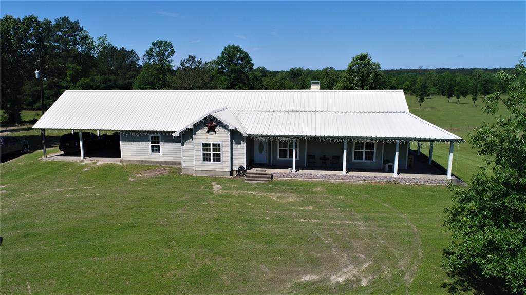 4802 County Road 4675 - Photo 1