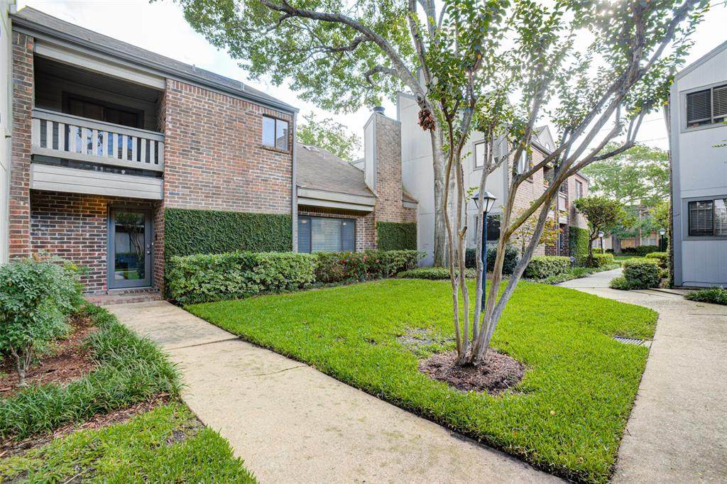 1114 Augusta Drive - Photo 1