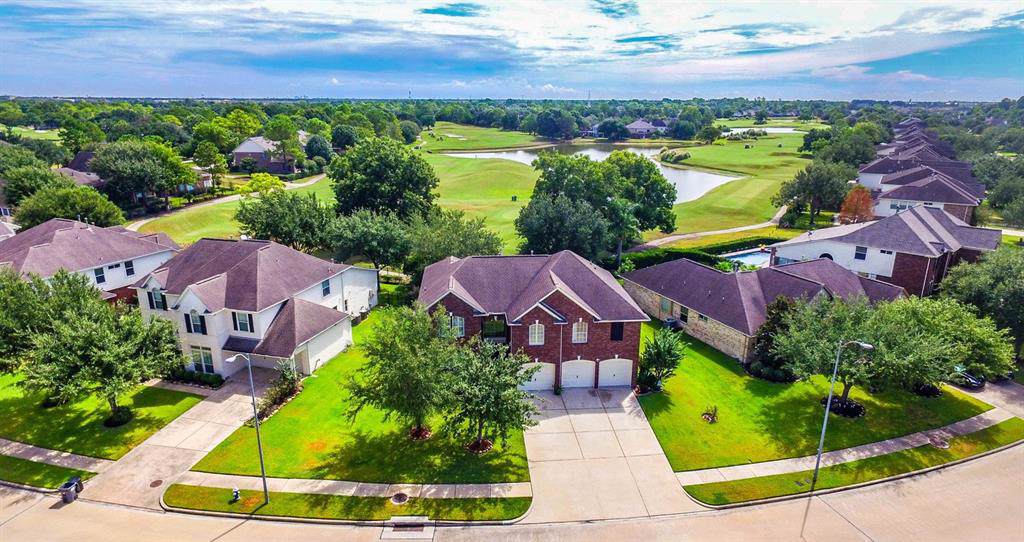 1823 Blue Water Bay Drive - Photo 1