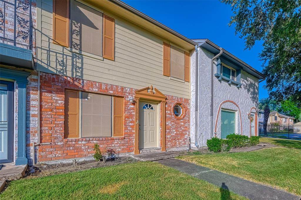 3814 Laura Leigh Drive - Photo 1