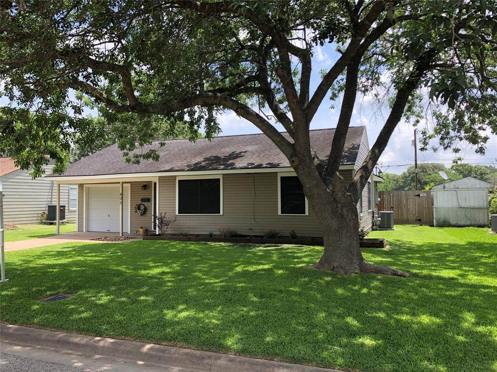 405 Evans Street - Photo 1