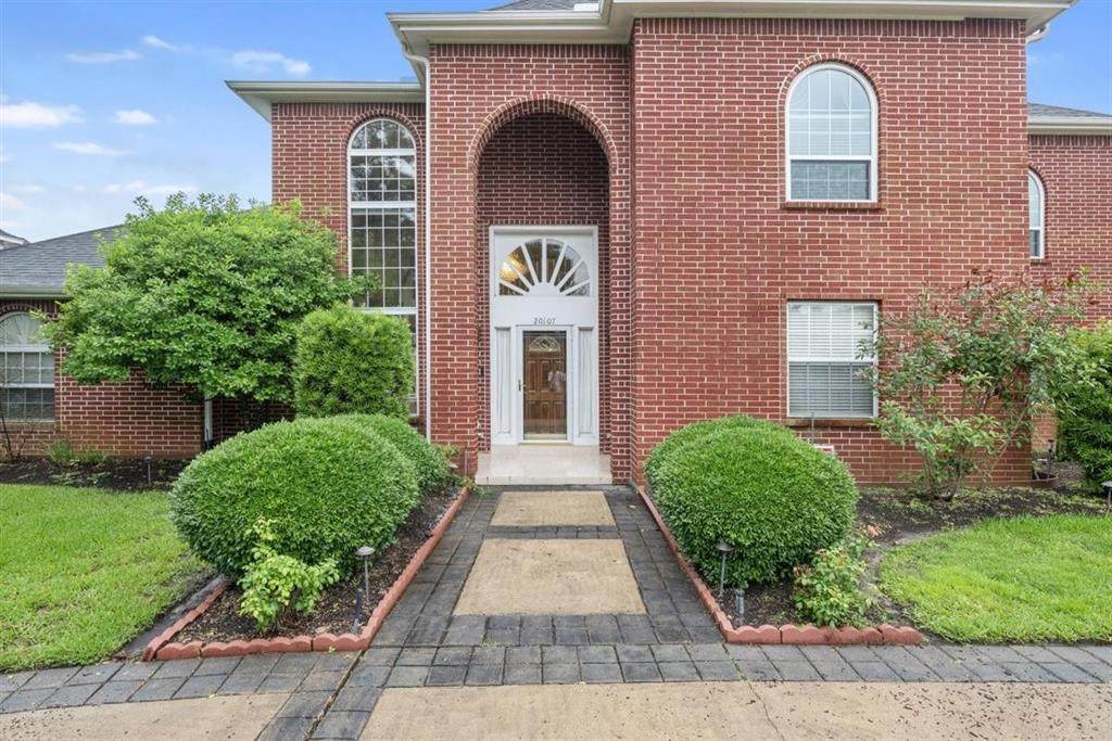 20107 Chateau Bend Drive - Photo 1