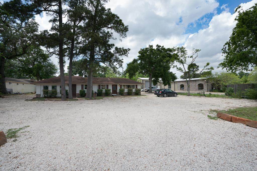 1723 Campbell Road - Photo 1