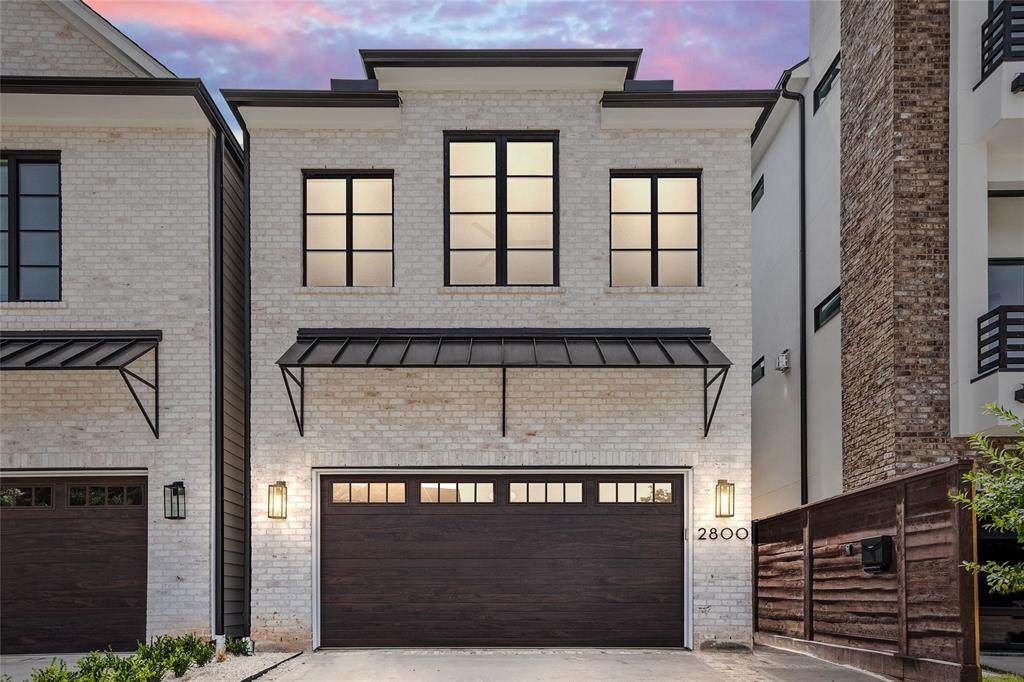2800 Greenbriar Drive - Photo 1