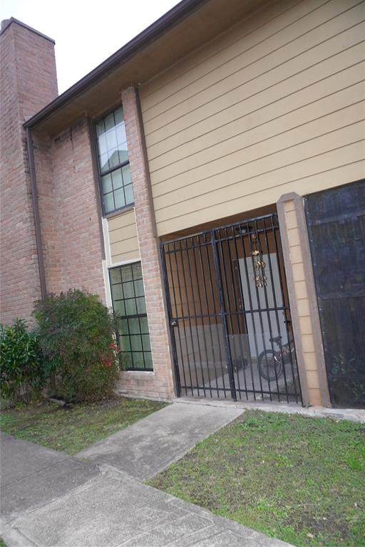 9090 Braeswood Boulevard - Photo 1