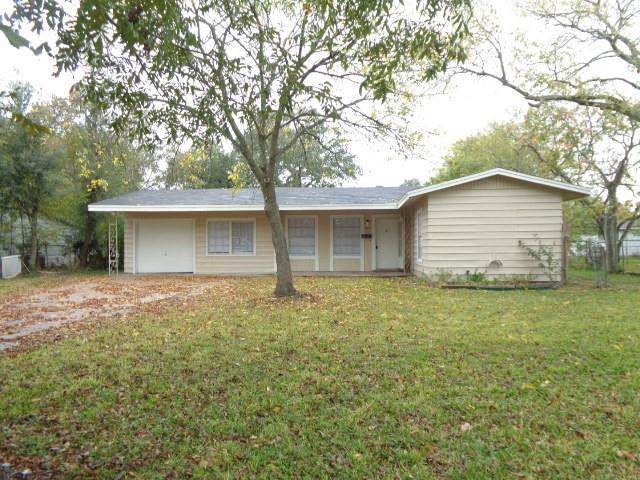 210 19th Avenue - Photo 1