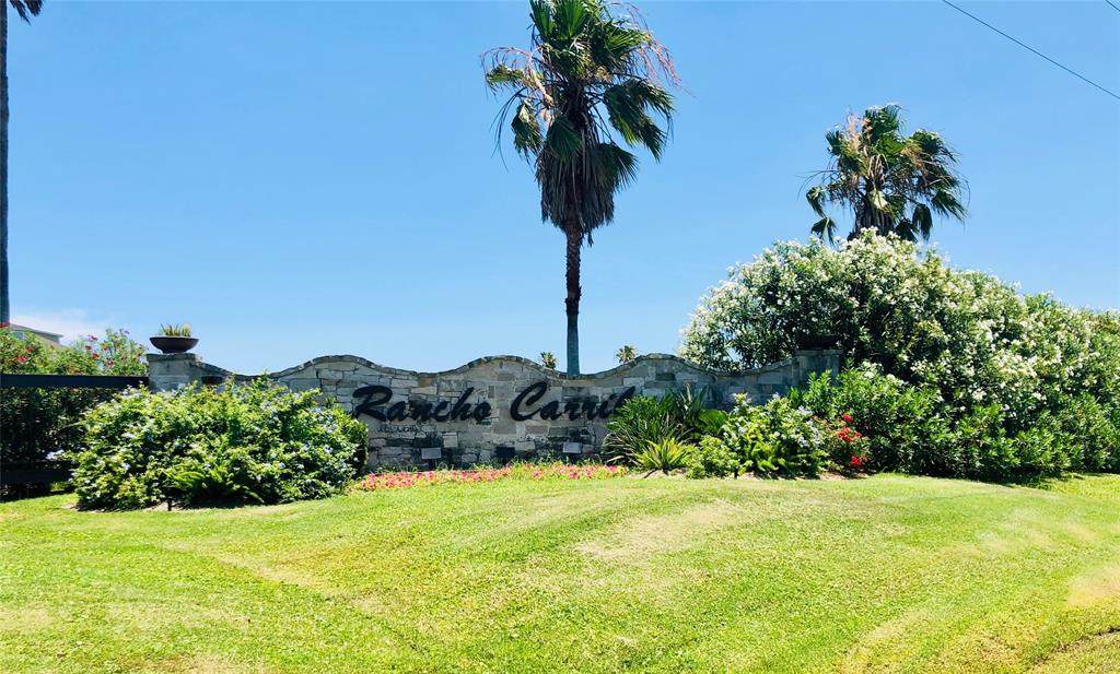 814 Cassa Drive - Photo 1