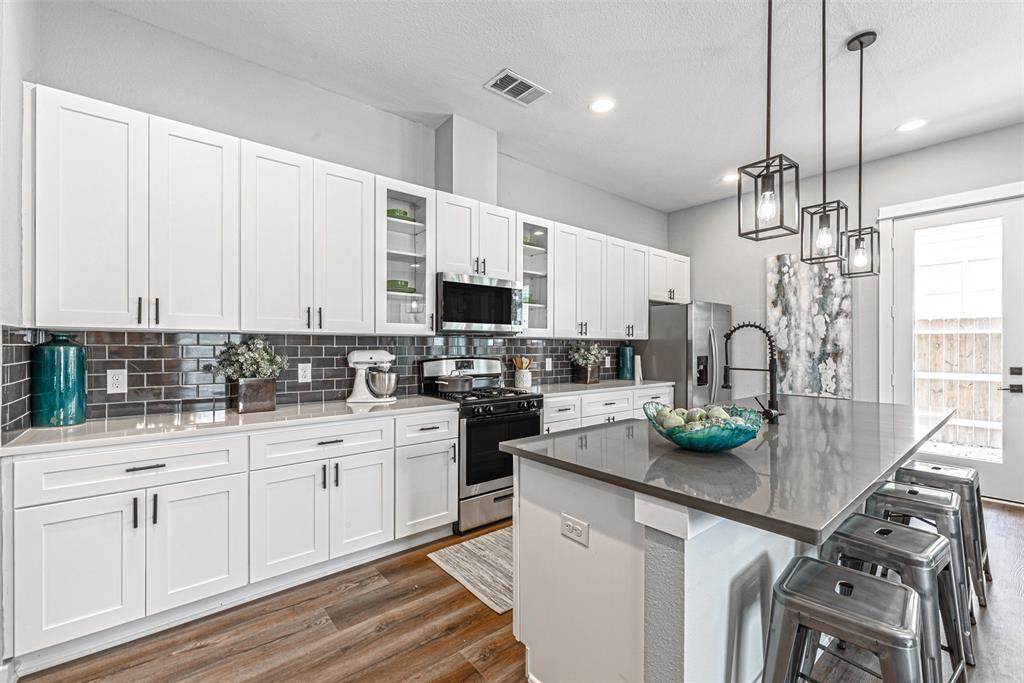 11308 Stonework Garden Lane - Photo 1