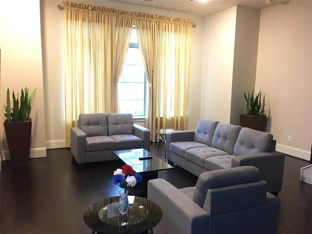 5413 Larkin Street - Photo 1