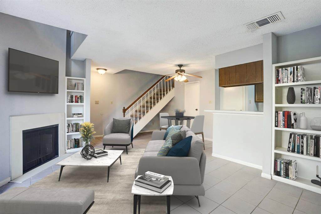 2120 El Paseo Street - Photo 1