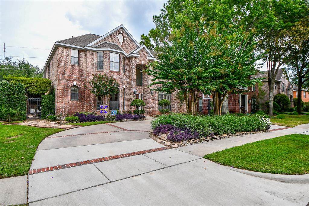 4510 Sunburst Street - Photo 1