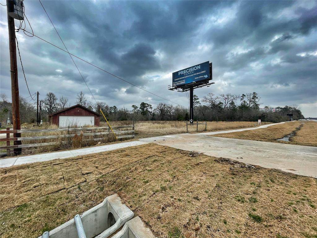 10867 Highway 242 - Photo 1