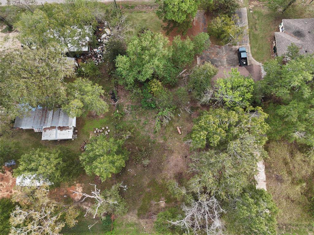 348 Sherwood Drive - Photo 1
