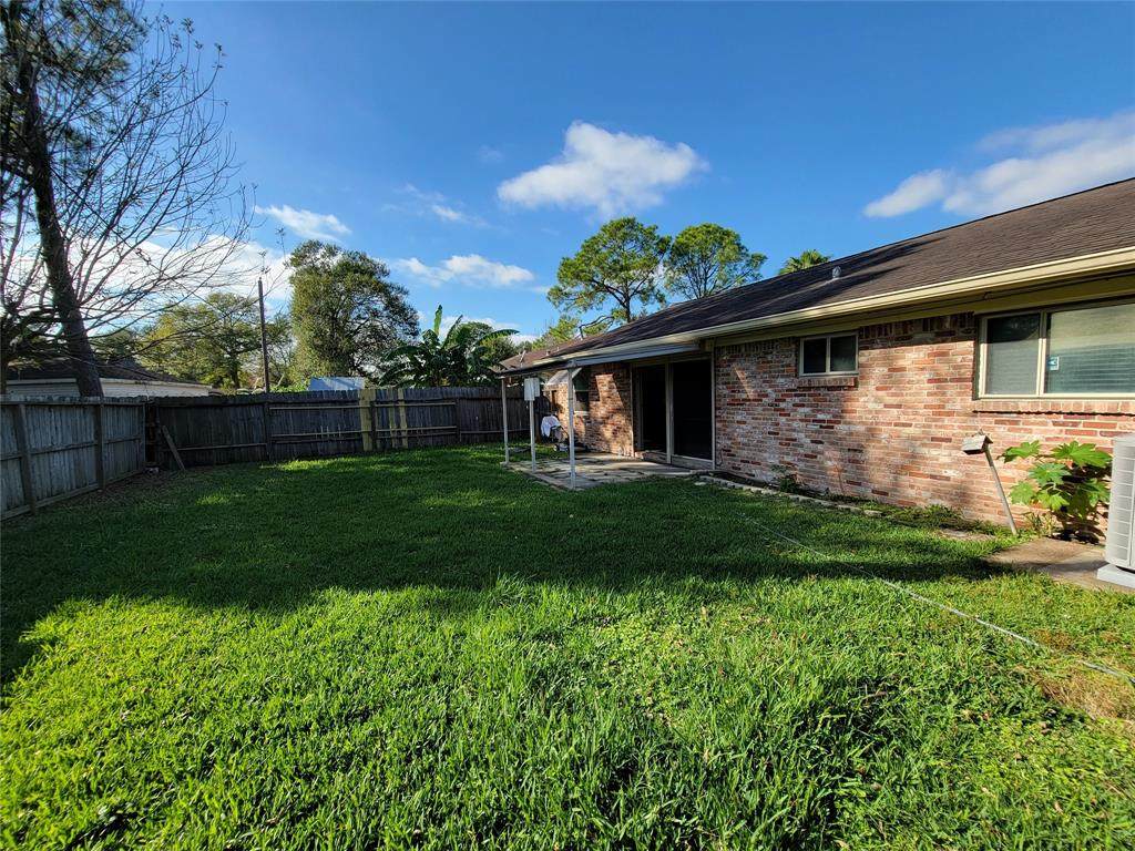 7918 Baneway Drive - Photo 1
